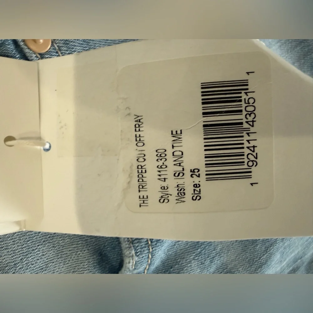 NWT Mother The Tripper Light Blue Denim Women Shorts Size 25 - Picture 7 of 13